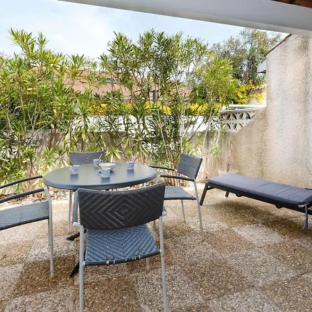 Villa Mezzanine Avec Piscine, Terrasse Et Parking Proche A - Fr-1-409-189 Gruissan