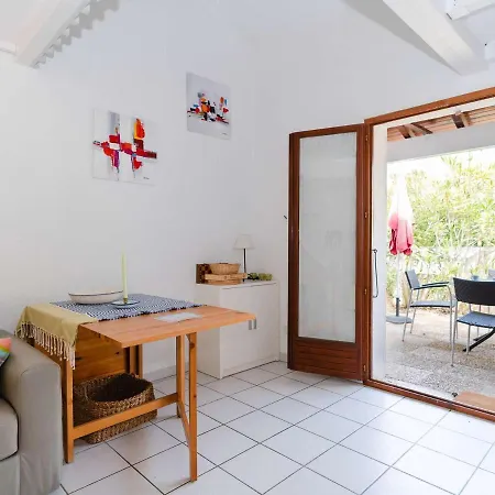 Mezzanine Avec Piscine, Terrasse Et Parking Proche A - Fr-1-409-189 Villa Gruissan